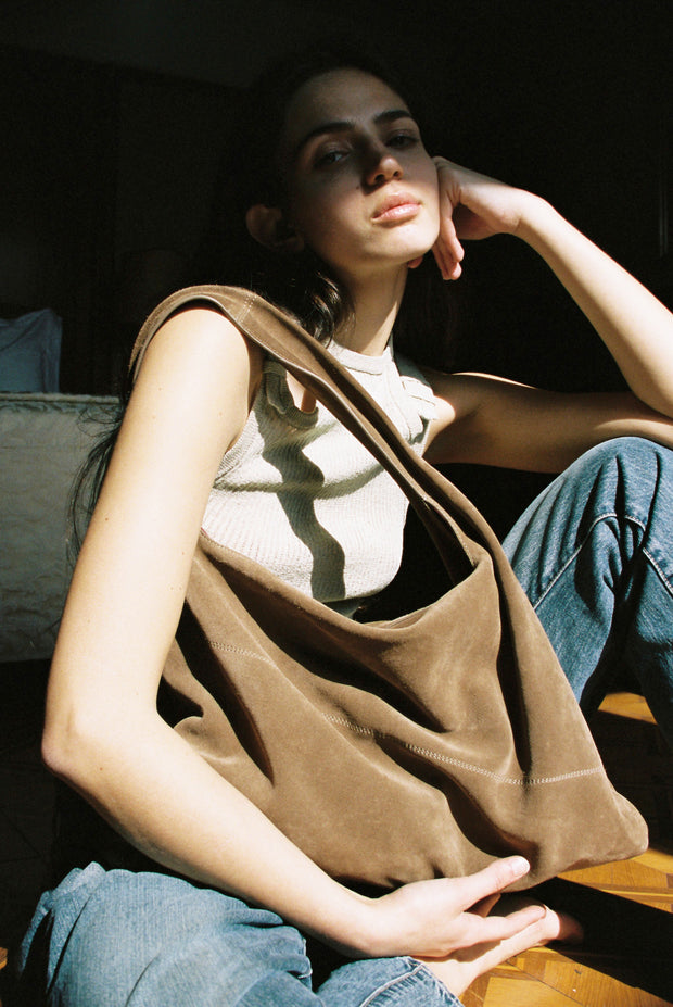 Allegra Bortoli™ | Sofì Suede Dattero